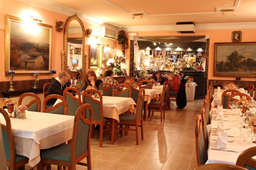 Hotel Vila Tina Zagrzeb Zewnętrze zdjęcie