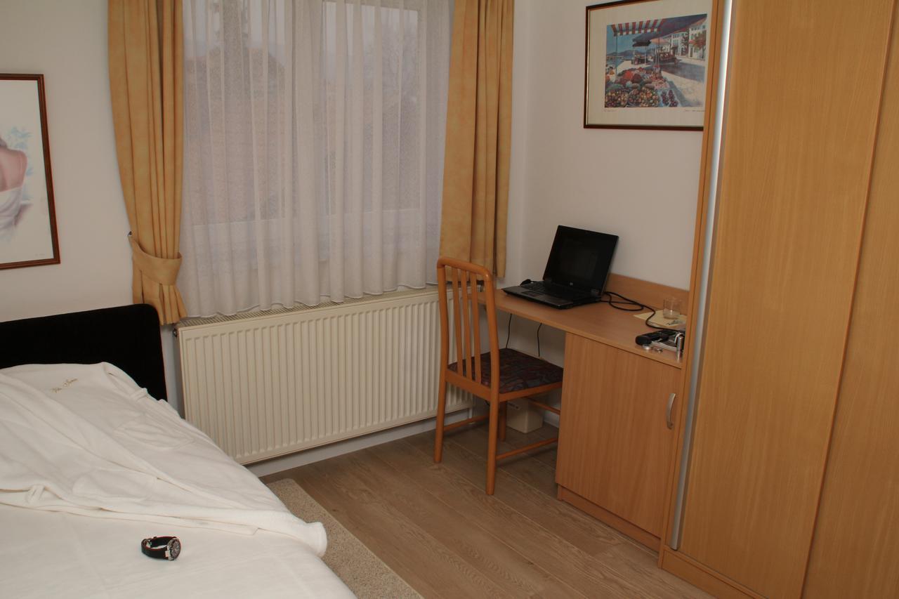 Hotel Vila Tina Zagrzeb Zewnętrze zdjęcie