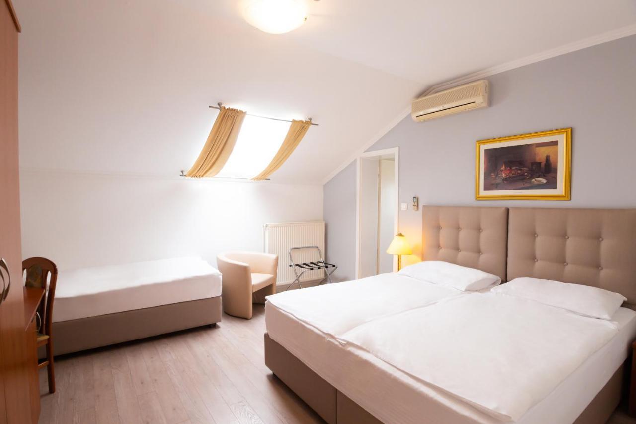 Hotel Vila Tina Zagrzeb Zewnętrze zdjęcie