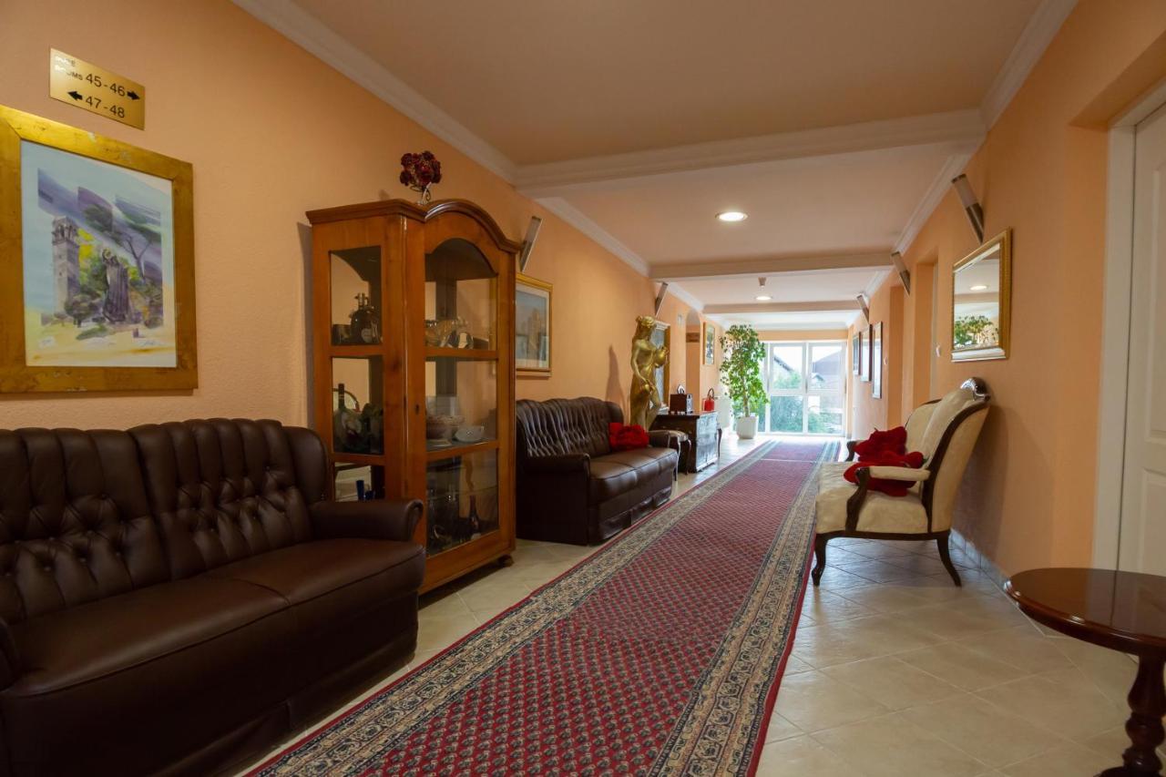 Hotel Vila Tina Zagrzeb Zewnętrze zdjęcie